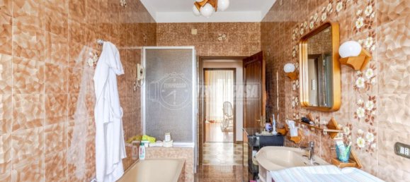 5 bedrooms Apartment in Montegranaro, Italy No. 373336 31