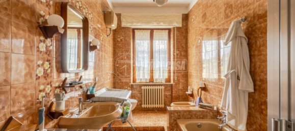 5 bedrooms Apartment in Montegranaro, Italy No. 373336 30