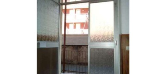4-Zimmer Wohnung in Novara, Italy, Nr. 270327 2