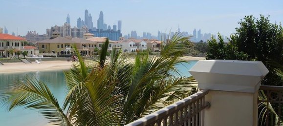Villa de 4 dormitorios en Palm Jumeirah, UAE No. 94087 8