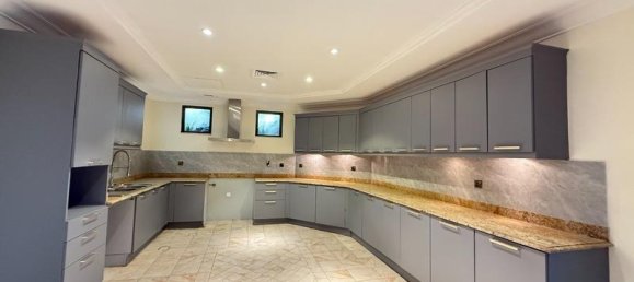 Villa de 4 dormitorios en Palm Jumeirah, UAE No. 94087 9