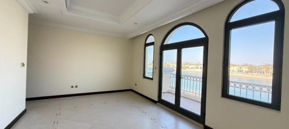Villa de 4 dormitorios en Palm Jumeirah, UAE No. 94087 3