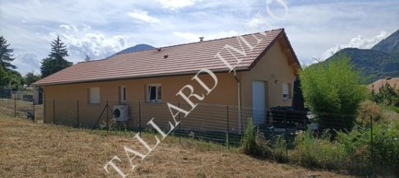 2 bedrooms Villa in Hautes-Alpes, France No. 304919 20