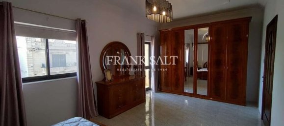 3 bedrooms House in Mosta, Malta No. 10494 5