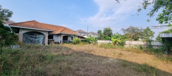1784m² Commercial property in Bang Lamung, Thailand No. 11847 6
