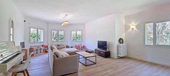 4 bedrooms House in Saint-Vallier-de-Thiey, France No. 298342 12