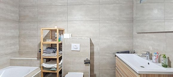 4 bedrooms House in Saint-Vallier-de-Thiey, France No. 298342 17