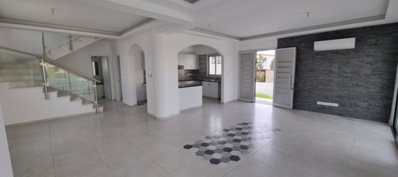 5 غرف نوم فيلا في Paphos, Cyprus رقم 20708 5