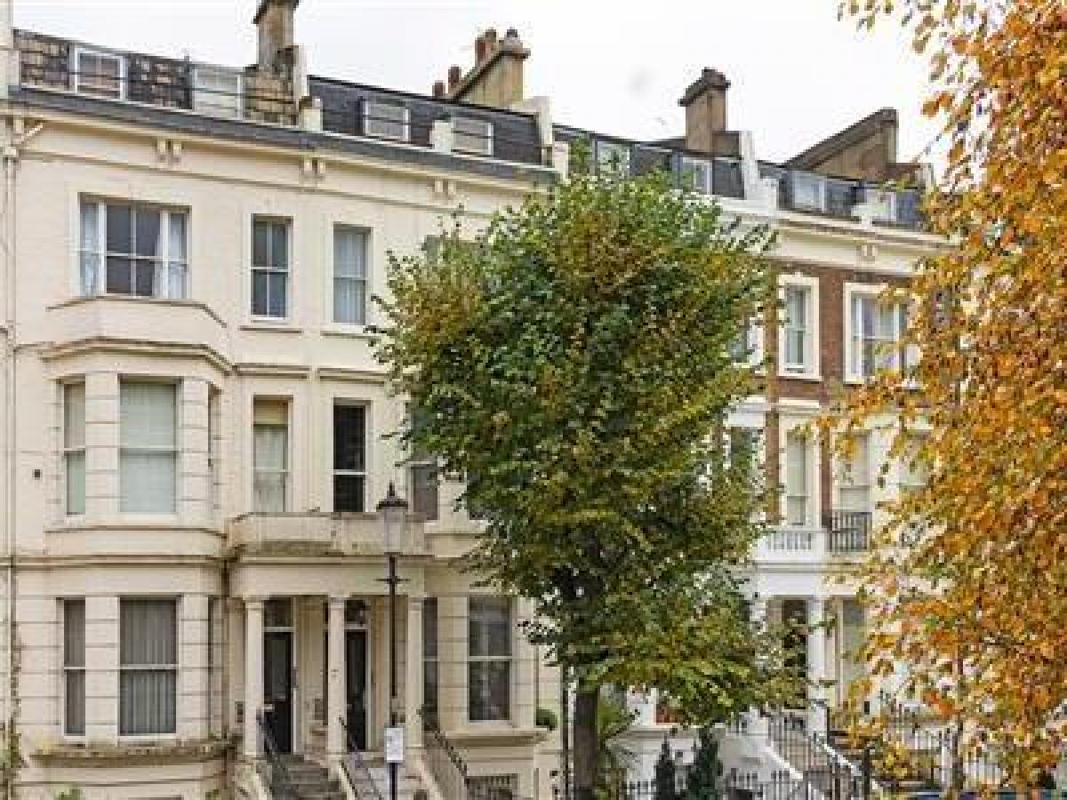 2 bedrooms Condo in London, United Kingdom No. 622