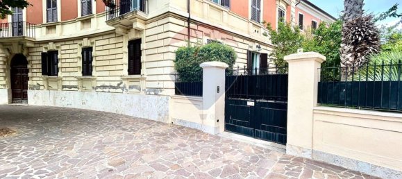 8 bedrooms Apartment in Terracina, Italy No. 326674 2