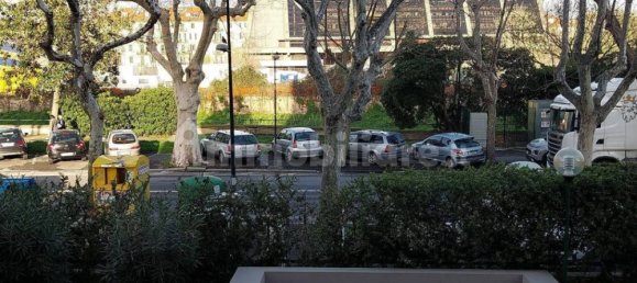 Квартира с 2 спальнями в Савона, Италия № 104223 3