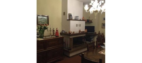 5 bedrooms House in San Giustino, Italy No. 255119 8