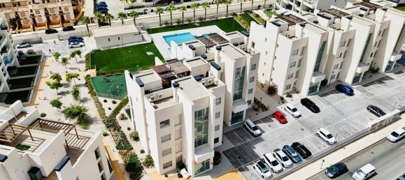 2 bedrooms Penthouse in Alicante, Spain No. 188643 2