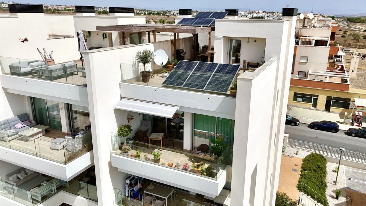 2 bedrooms Penthouse in Alicante, Spain No. 188643