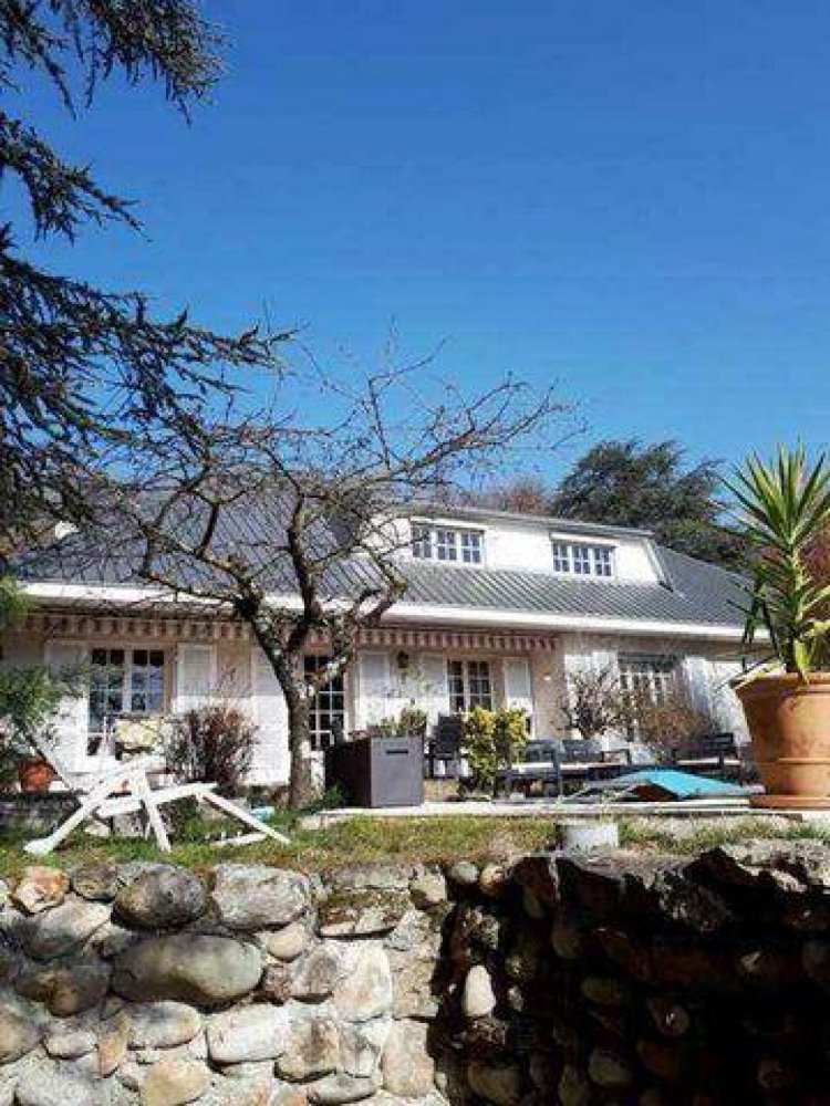 4 غرف نوم منزل في Beaurepaire, France رقم 7087