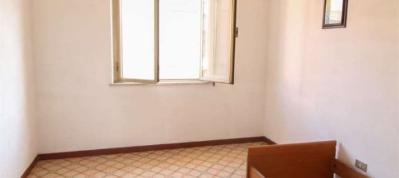 Casa de 11 dormitorios en Sinnai, Italy No. 355049 37