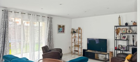 4 bedrooms House in Sarthe, France No. 333128 4