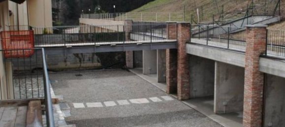 4 rooms Apartment in Chieri, Italy No. 24385 6