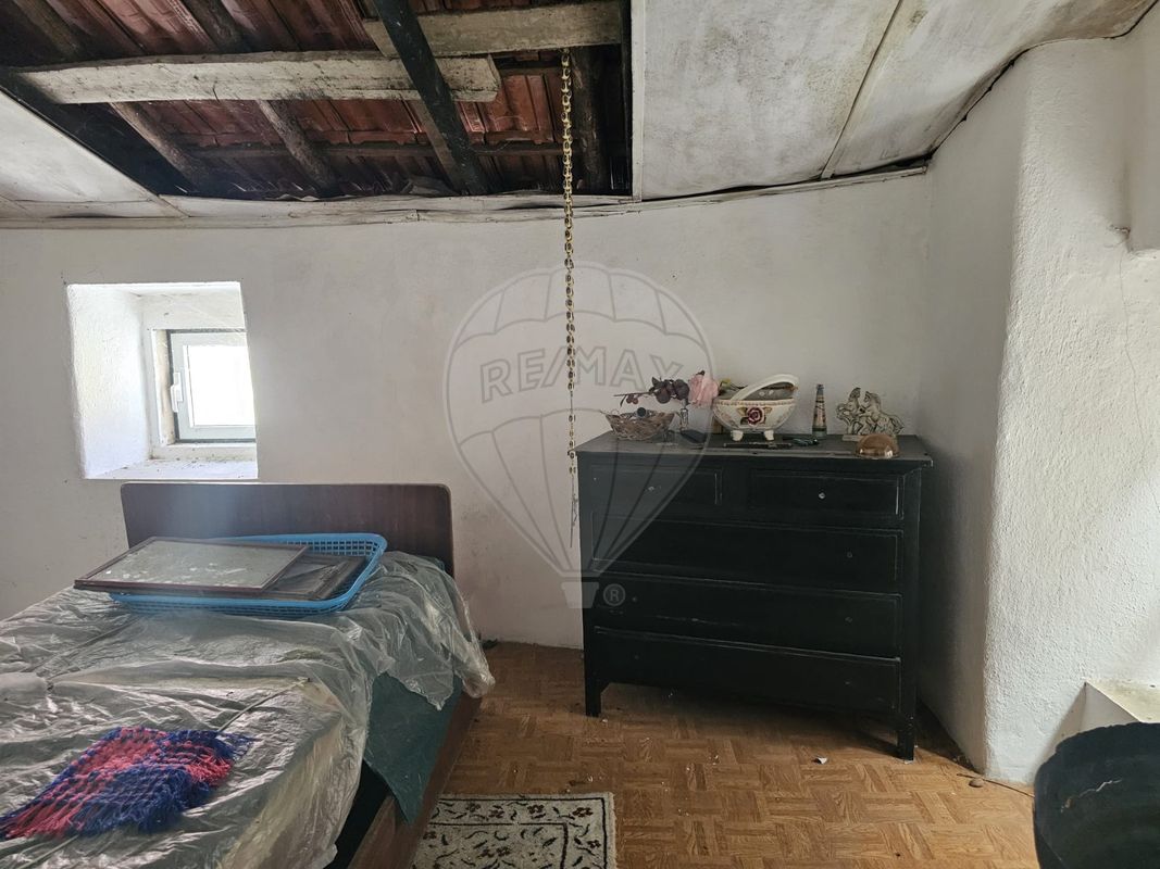 2 bedrooms House in Torres Novas, Portugal No. 26584