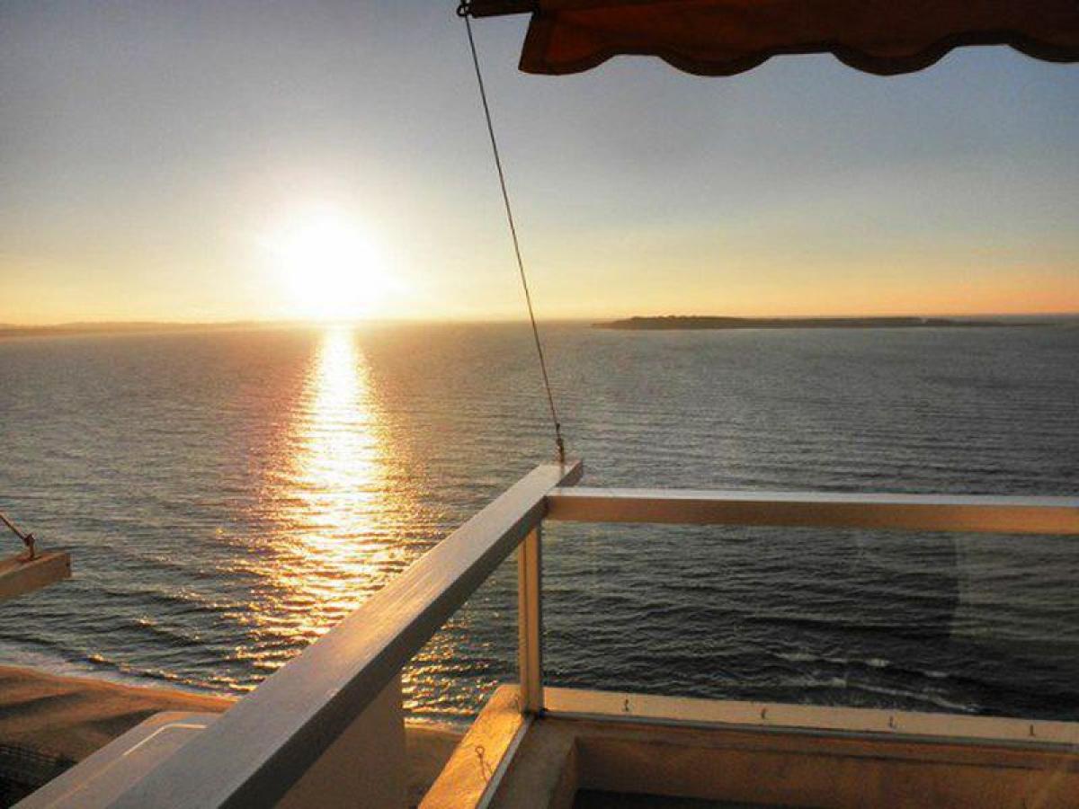 Квартира с 3 спальнями в Мальдонадо, Уругвай № 1722