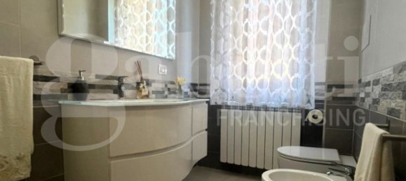 2 bedrooms Apartment in Camigliano, Italy No. 263643 6