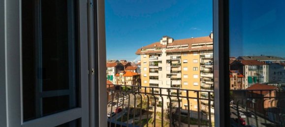 3 Schlafzimmer Penthouse in Turin, Italy, Nr. 339629 32