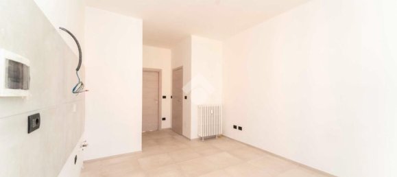 3 Schlafzimmer Penthouse in Turin, Italy, Nr. 339629 20