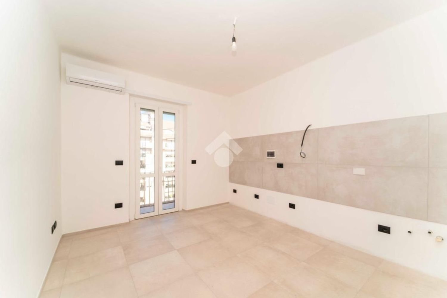 3 Schlafzimmer Penthouse in Turin, Italy, Nr. 339629