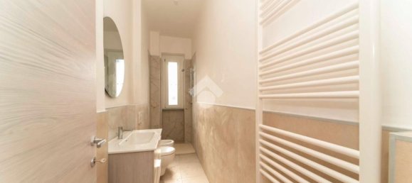 3 Schlafzimmer Penthouse in Turin, Italy, Nr. 339629 14