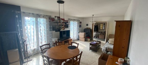 3 Schlafzimmer Haus in Checy, France, Nr. 242414 4