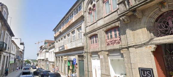 293m² Office in Guimaraes, Portugal No. 51643 2