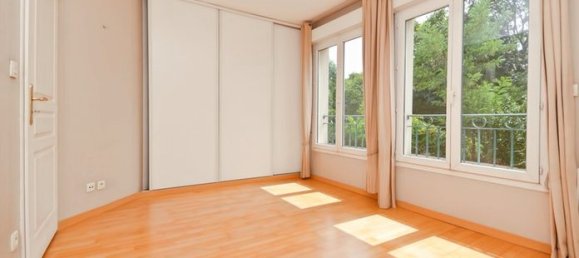 3 Schlafzimmer Wohnung in Livry-Gargan, France, Nr. 314366 9