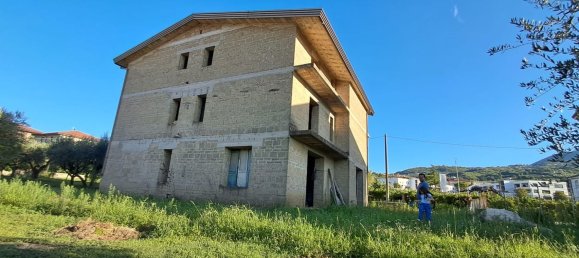 10 bedrooms House in Torrecuso, Italy No. 336490 7