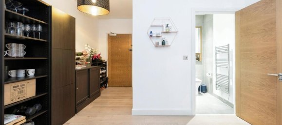 1 bedroom Apartment in Bushey, United Kingdom No. 6241 11