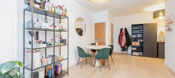 1 bedroom Apartment in Bushey, United Kingdom No. 6241 12