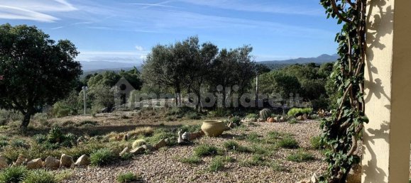 3 bedrooms Villa in Telti, Italy No. 60841 2