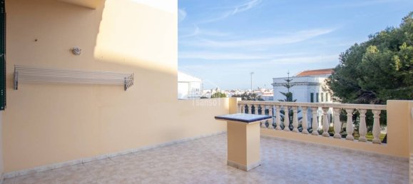 Moradia em banda T4 em Mahon, Spain N.º 1631 2