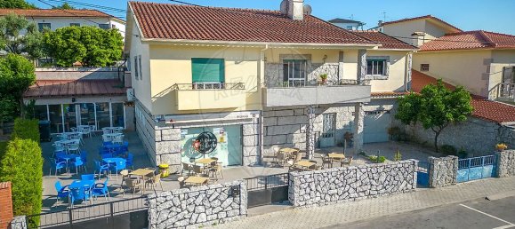 187m² Commercial property in Guimaraes, Portugal No. 28849 27