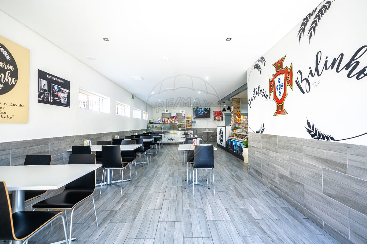 187m² Commercial property in Guimaraes, Portugal No. 28849