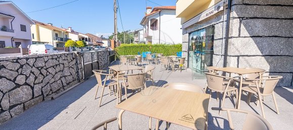 187m² Commercial property in Guimaraes, Portugal No. 28849 22