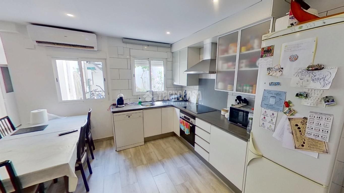 4 bedrooms Townhouse in Sabadell, Spain No. 178549