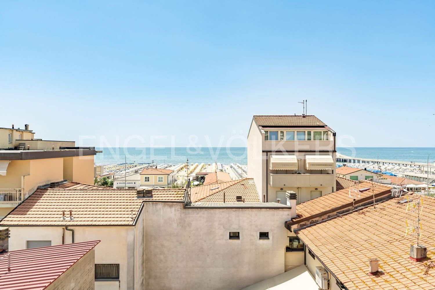 6 rooms Apartment in Camaiore, Italy No. 48904