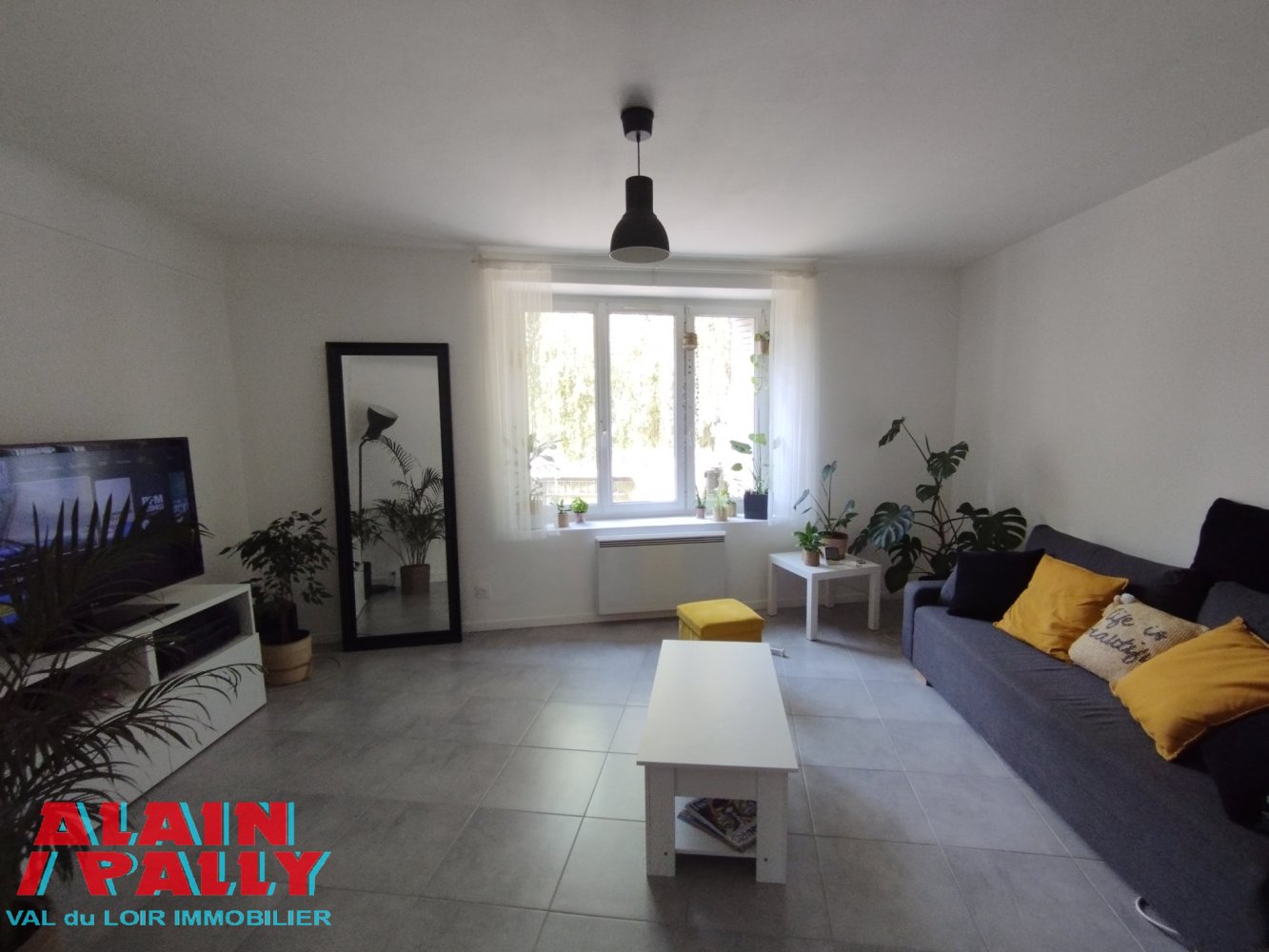 3 bedrooms House in Eure-et-Loir, France No. 257892