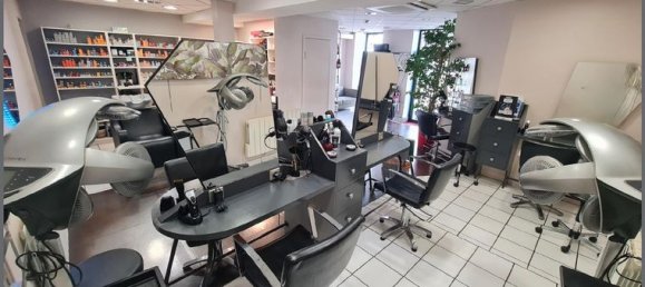 Propriété commerciale à Mâcon, France 52m² No. 311282 2