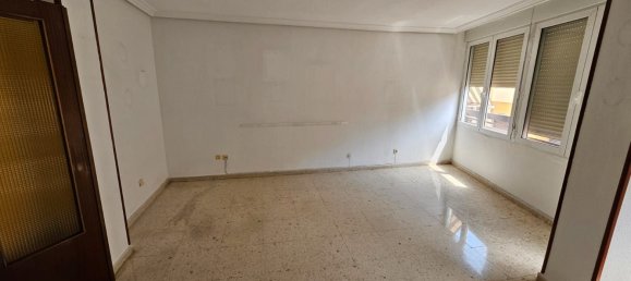 3 Schlafzimmer Wohnung in Jaen, Spain, Nr. 165164 3