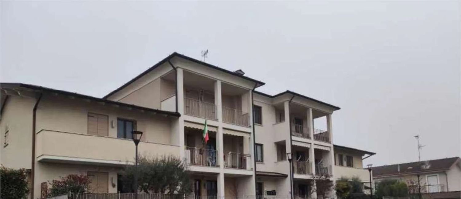 2 Schlafzimmer Wohnung in Ghedi, Italy, Nr. 329051