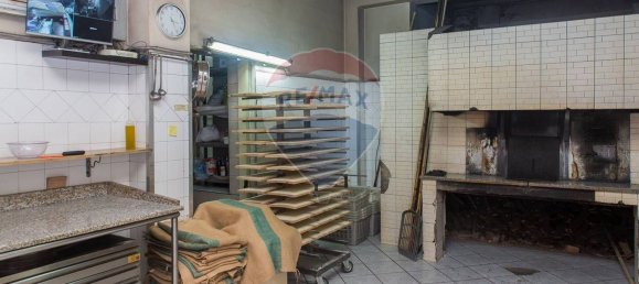 80m² Commercial property in Catania, Italy No. 52537 29
