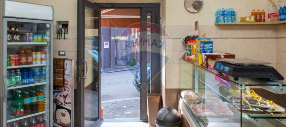 80m² Commercial property in Catania, Italy No. 52537 14