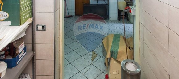 80m² Commercial property in Catania, Italy No. 52537 25