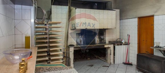 80m² Commercial property in Catania, Italy No. 52537 28